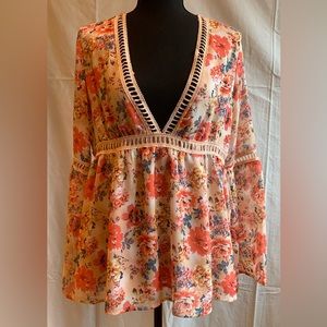 Gorgeous boho floral shirt NEW